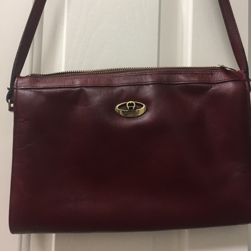 Vintage Etienne Aigner in Signature Burgundy